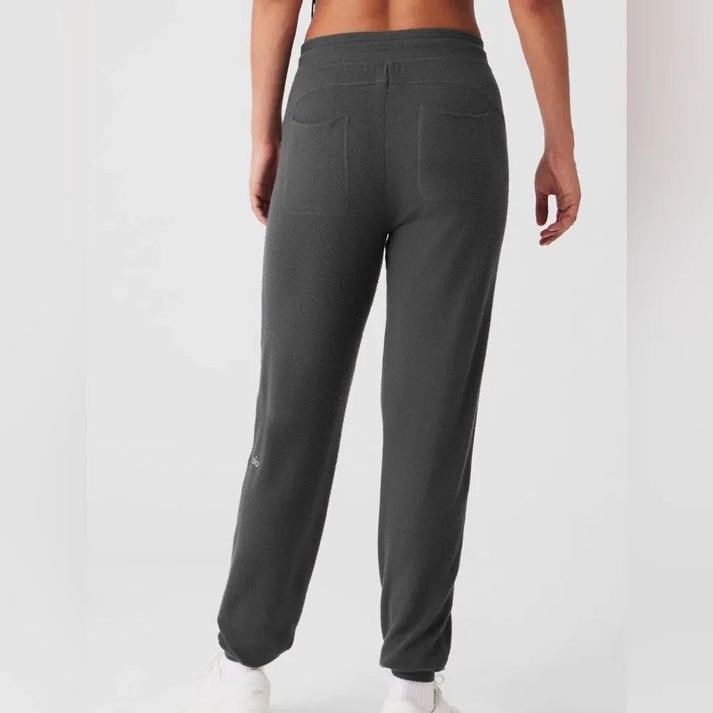 Alo Yoga Soho Sweatpant Anthracite Grey